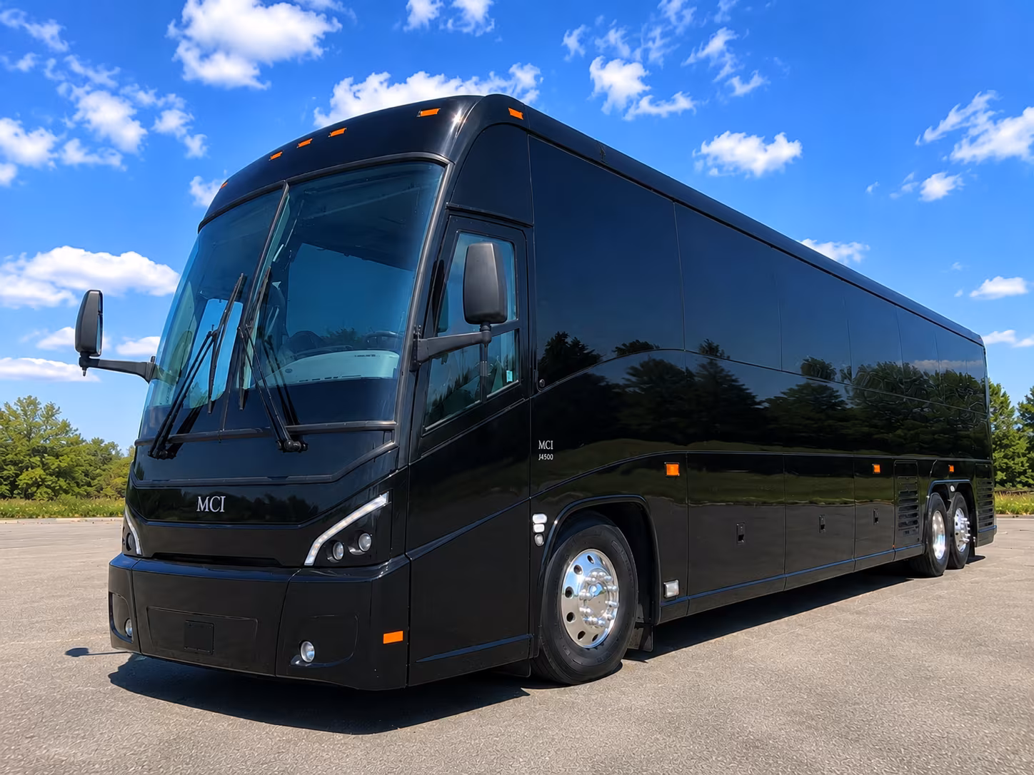 charter bus services for veterans groups and honor flights out of northwest arkansas