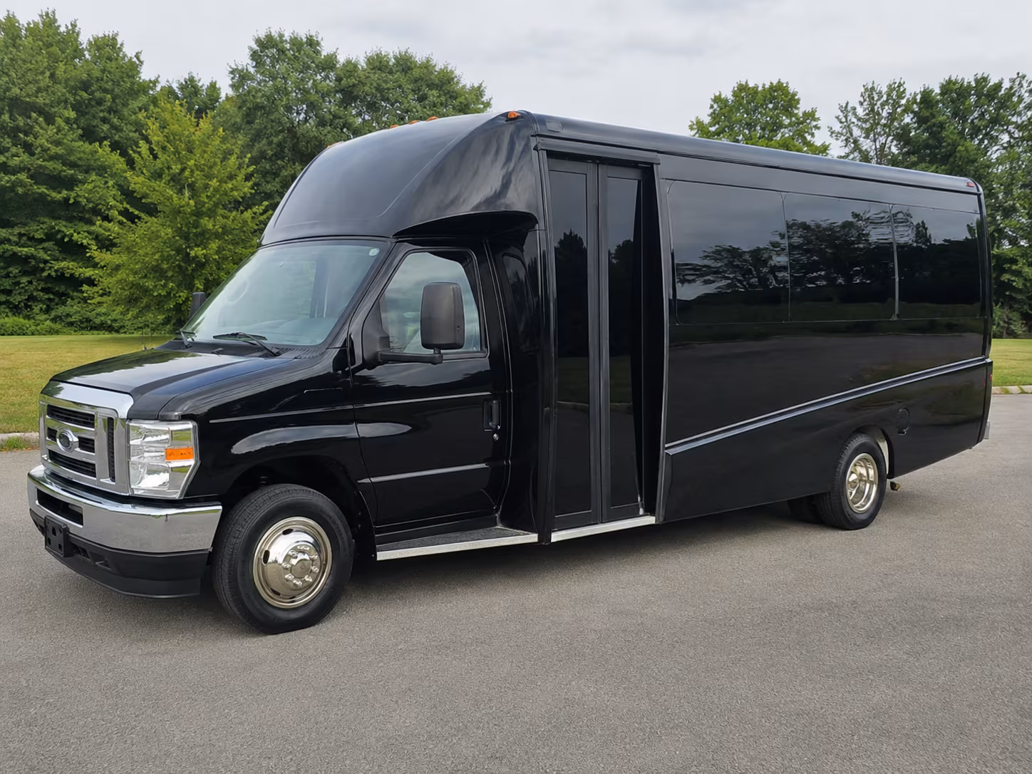 charter buses for large springdale prom groups and school organized transportation