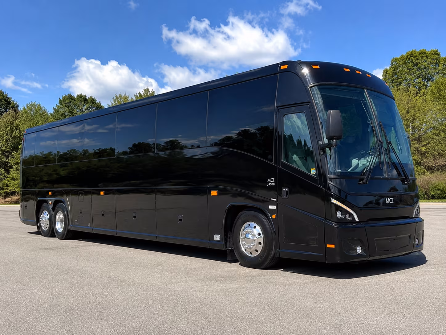 military base shuttle buses serving northwest arkansas