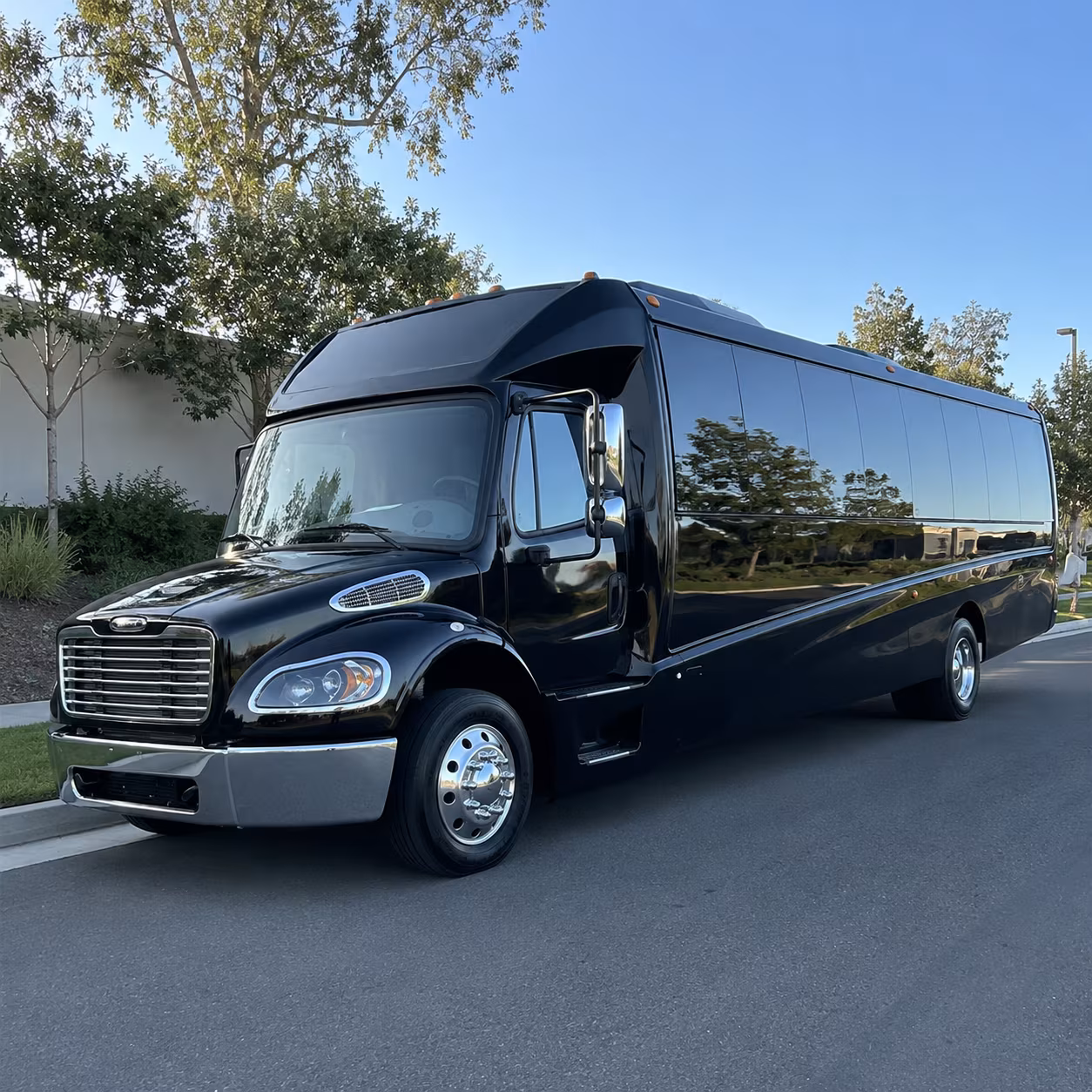 springdale 15 passenger minibus
